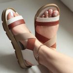 صندل زنانه نیایش